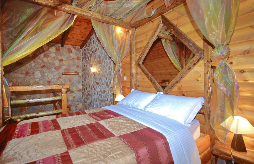 Oneiro Resort Zachlorou Zewnętrze zdjęcie